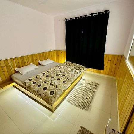 Star Vibes Resort Jari Luaran gambar